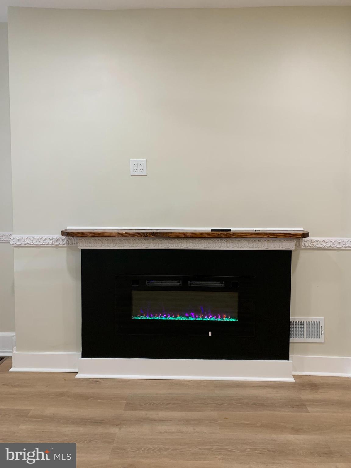 SHARSWOOD - Residential