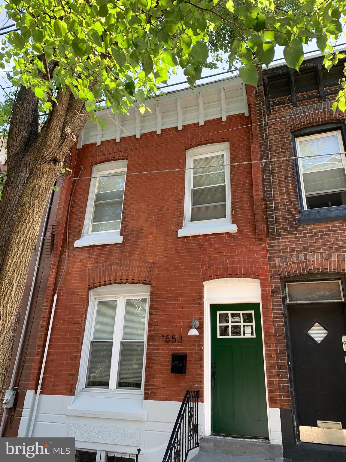 SHARSWOOD - Residential