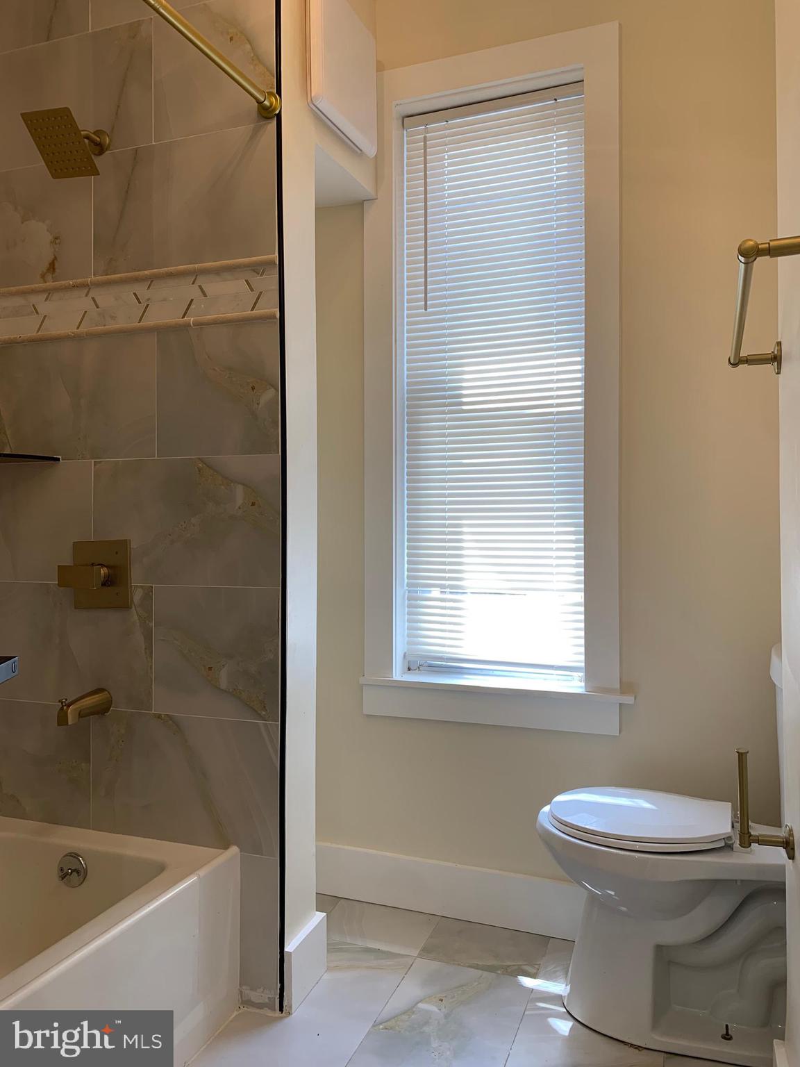 SHARSWOOD - Residential