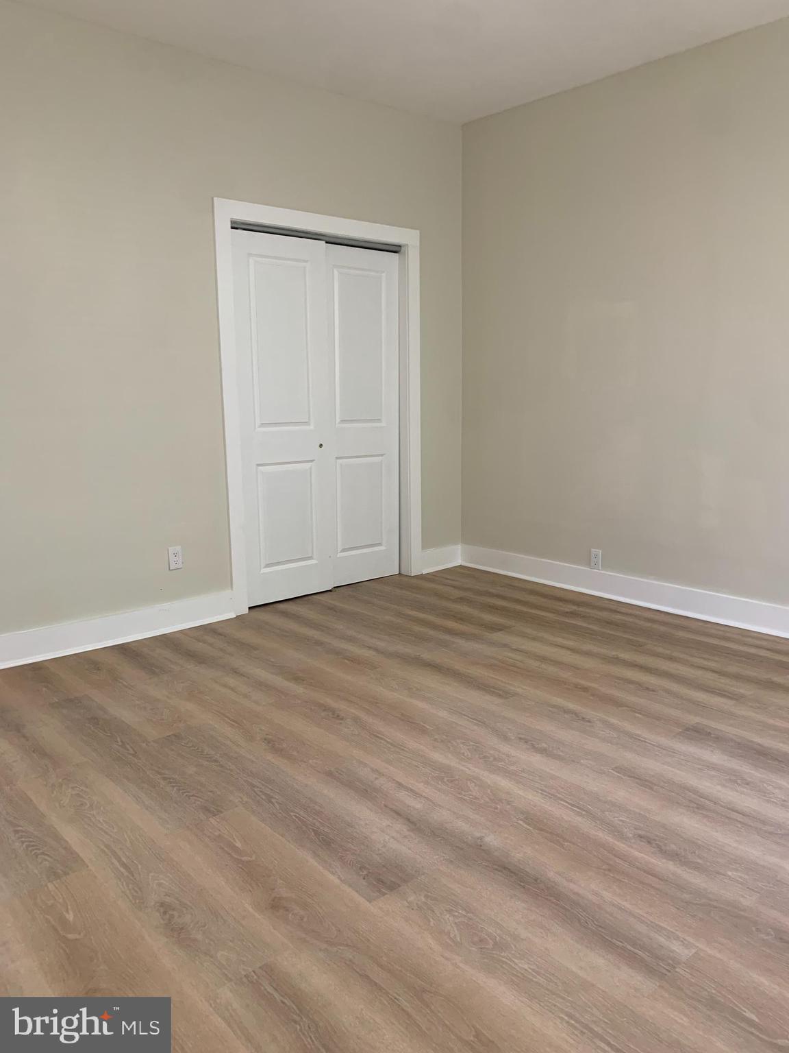 SHARSWOOD - Residential