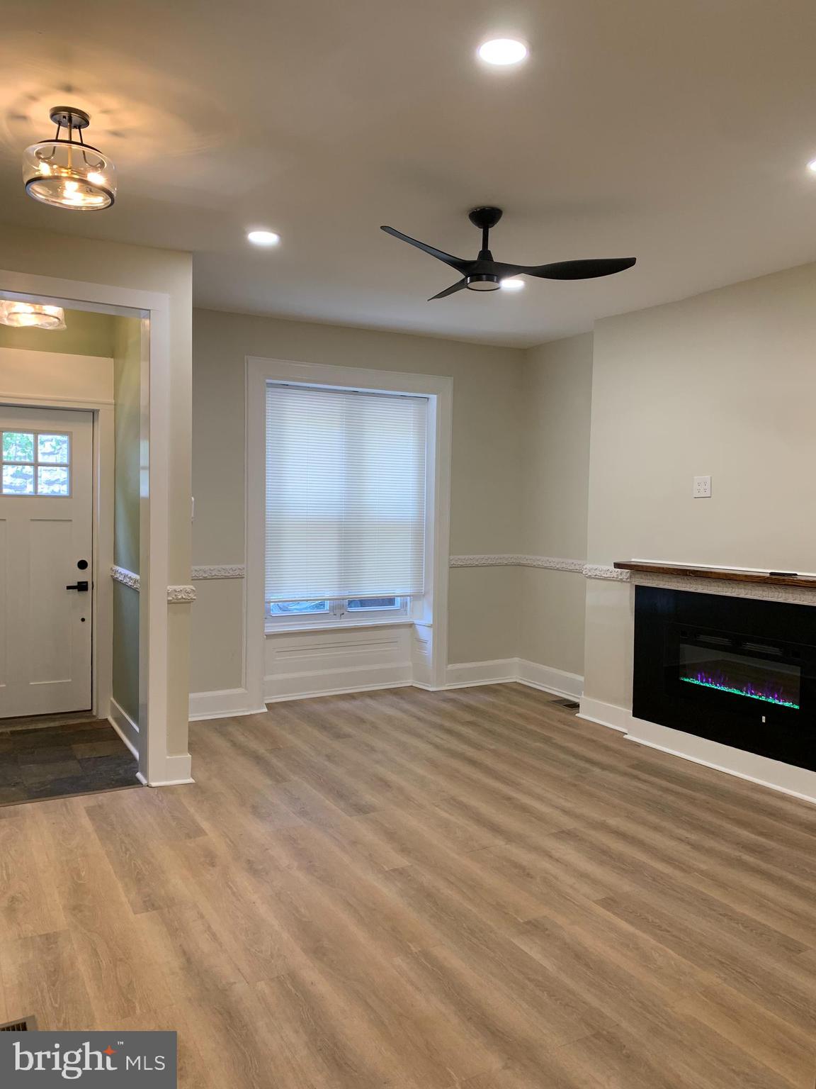 SHARSWOOD - Residential