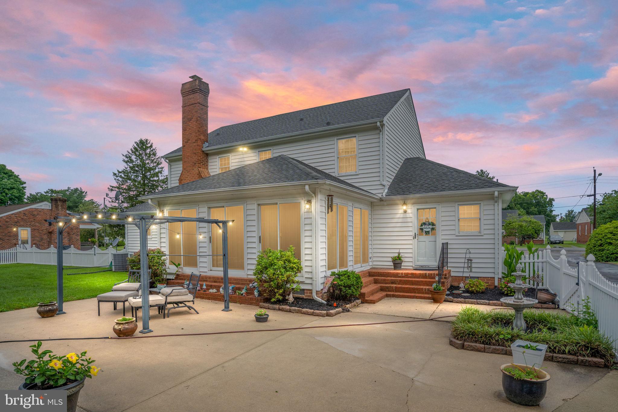 112 DORSEY LANE