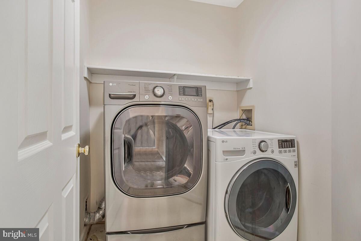 COLLINGTON STATION - Residential