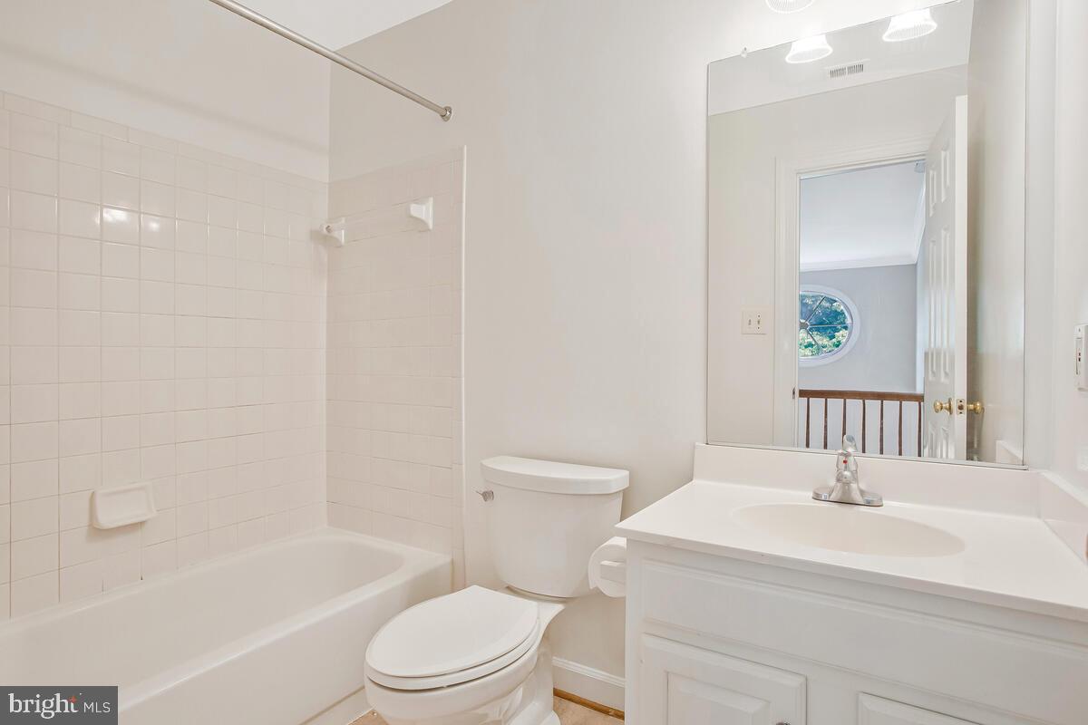 COLLINGTON STATION - Residential