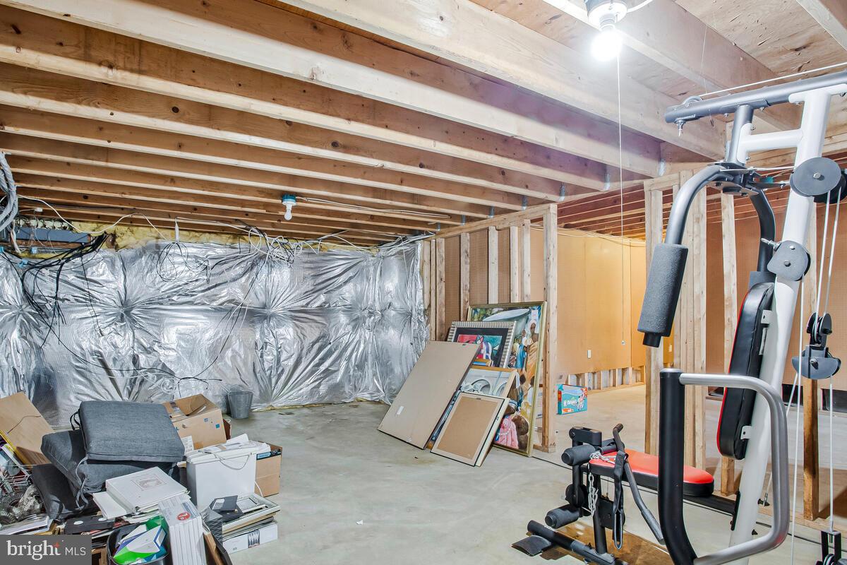 COLLINGTON STATION - Residential