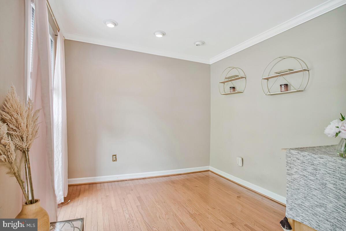 COLLINGTON STATION - Residential