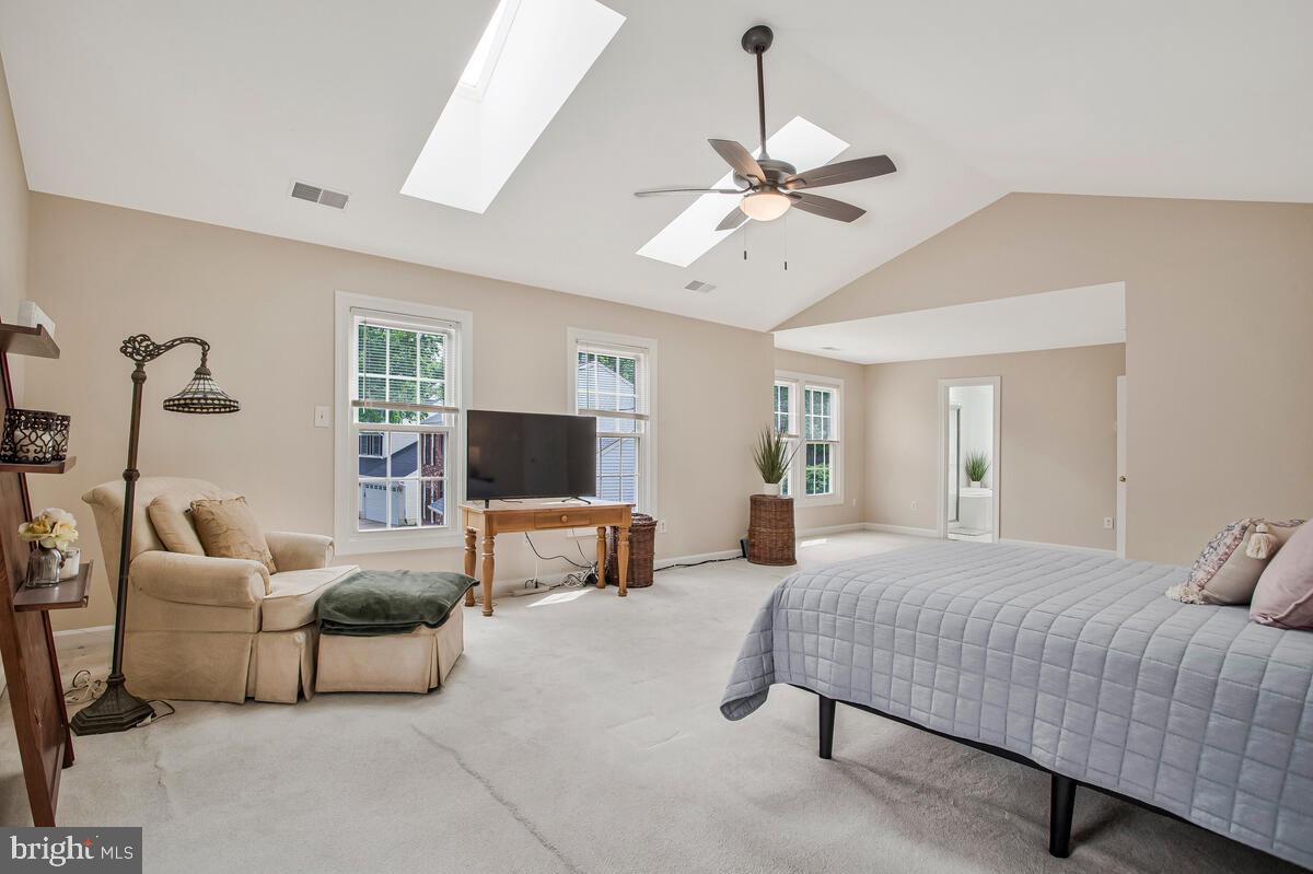 COLLINGTON STATION - Residential