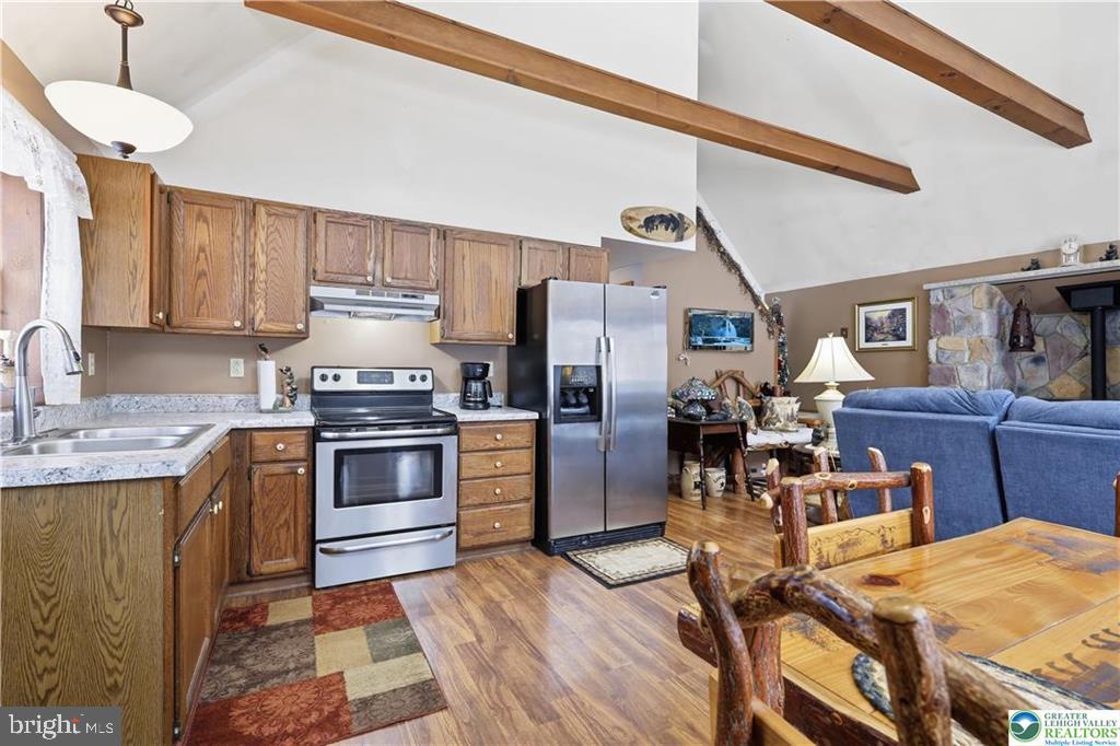 MT POCAHONTAS - Residential