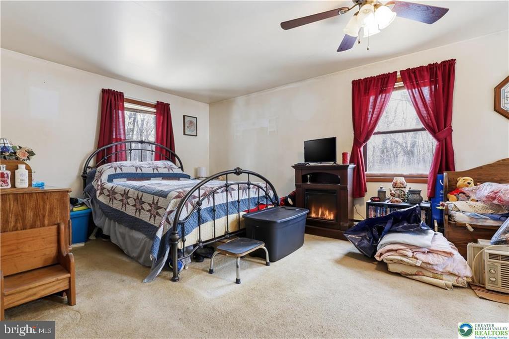 MT POCAHONTAS - Residential