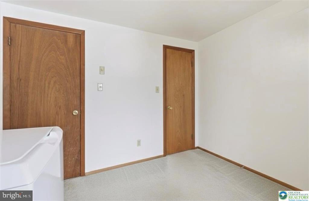 MT POCAHONTAS - Residential