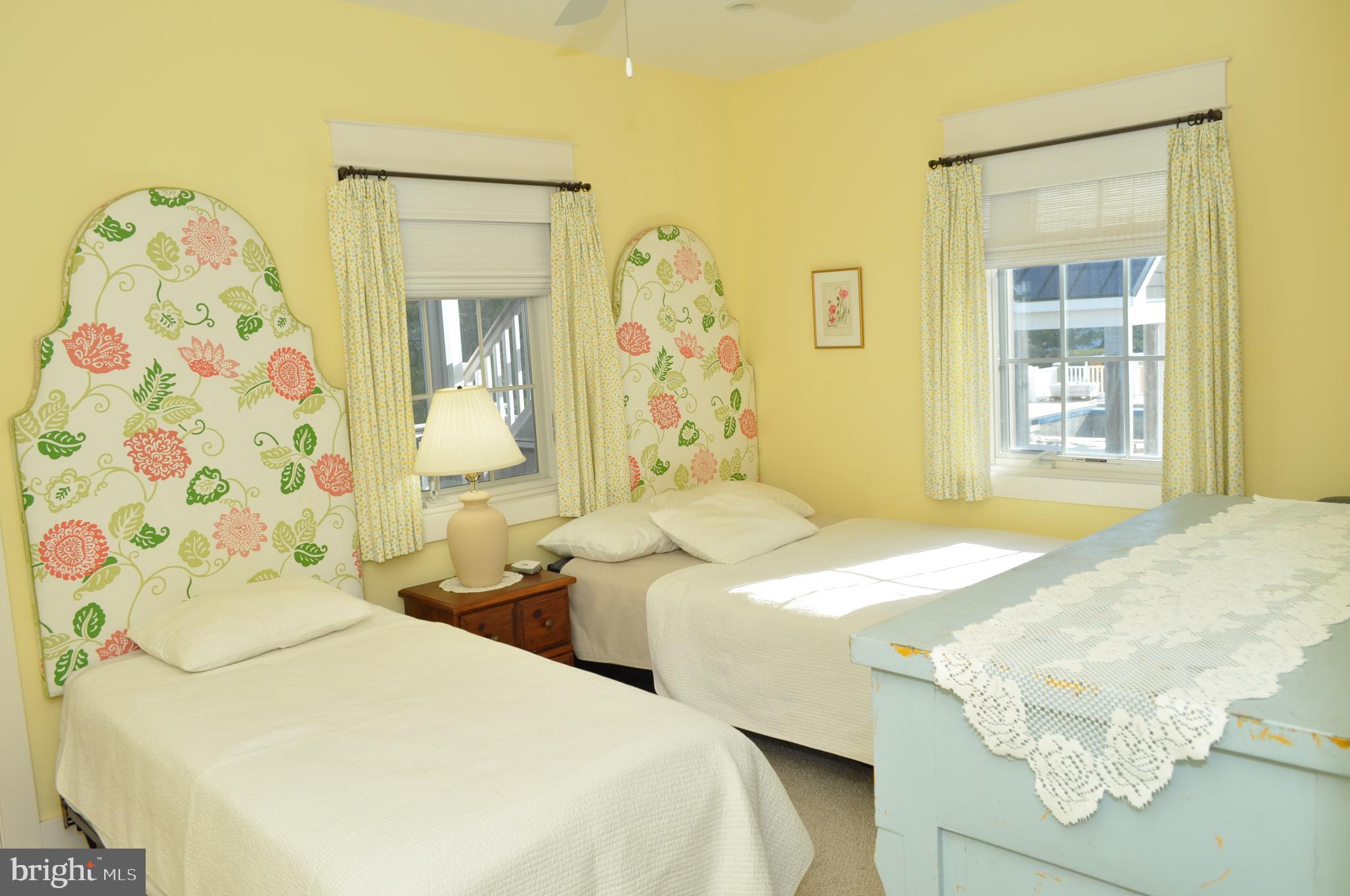 INDIAN BEACH - Residential