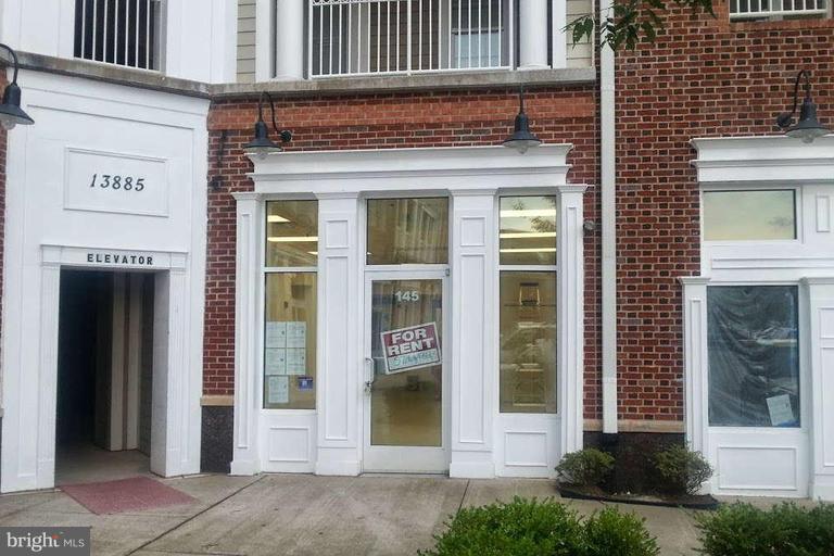 OLD DOMINION SQUARE CONDOMINIUMS - Commercial Lease