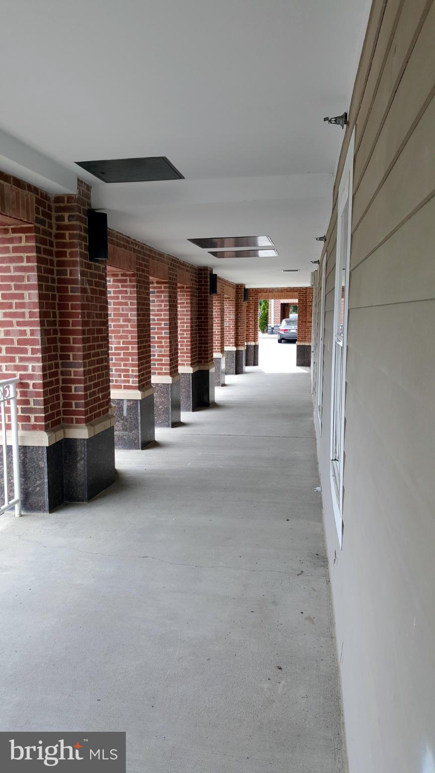 OLD DOMINION SQUARE CONDOMINIUMS - Commercial Lease