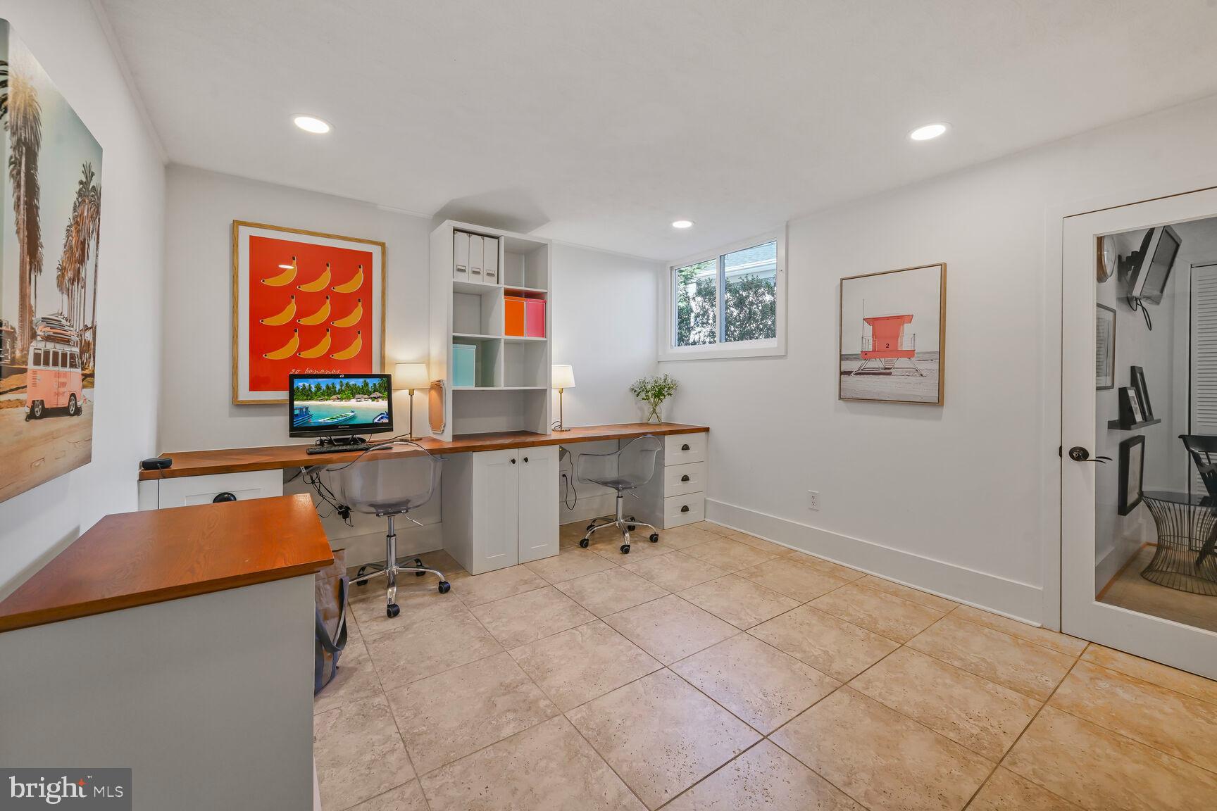 WOODHAVEN - Residential