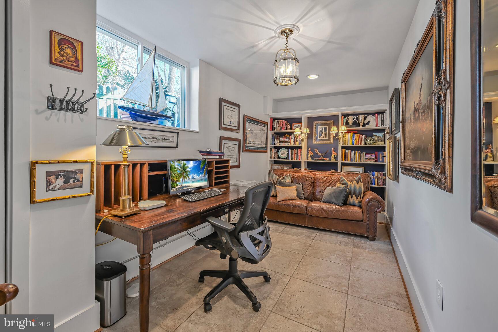 WOODHAVEN - Residential