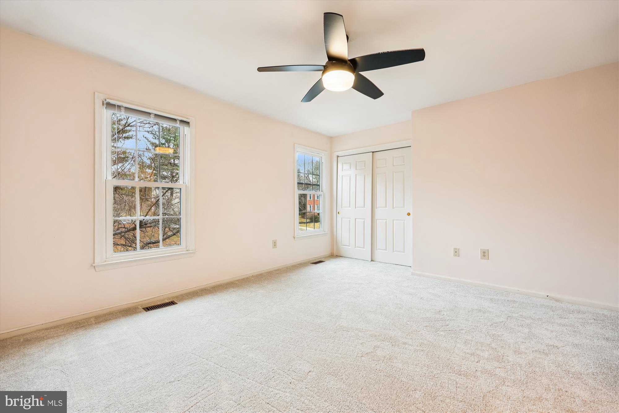 DUFIEF MILL BROOK - Residential