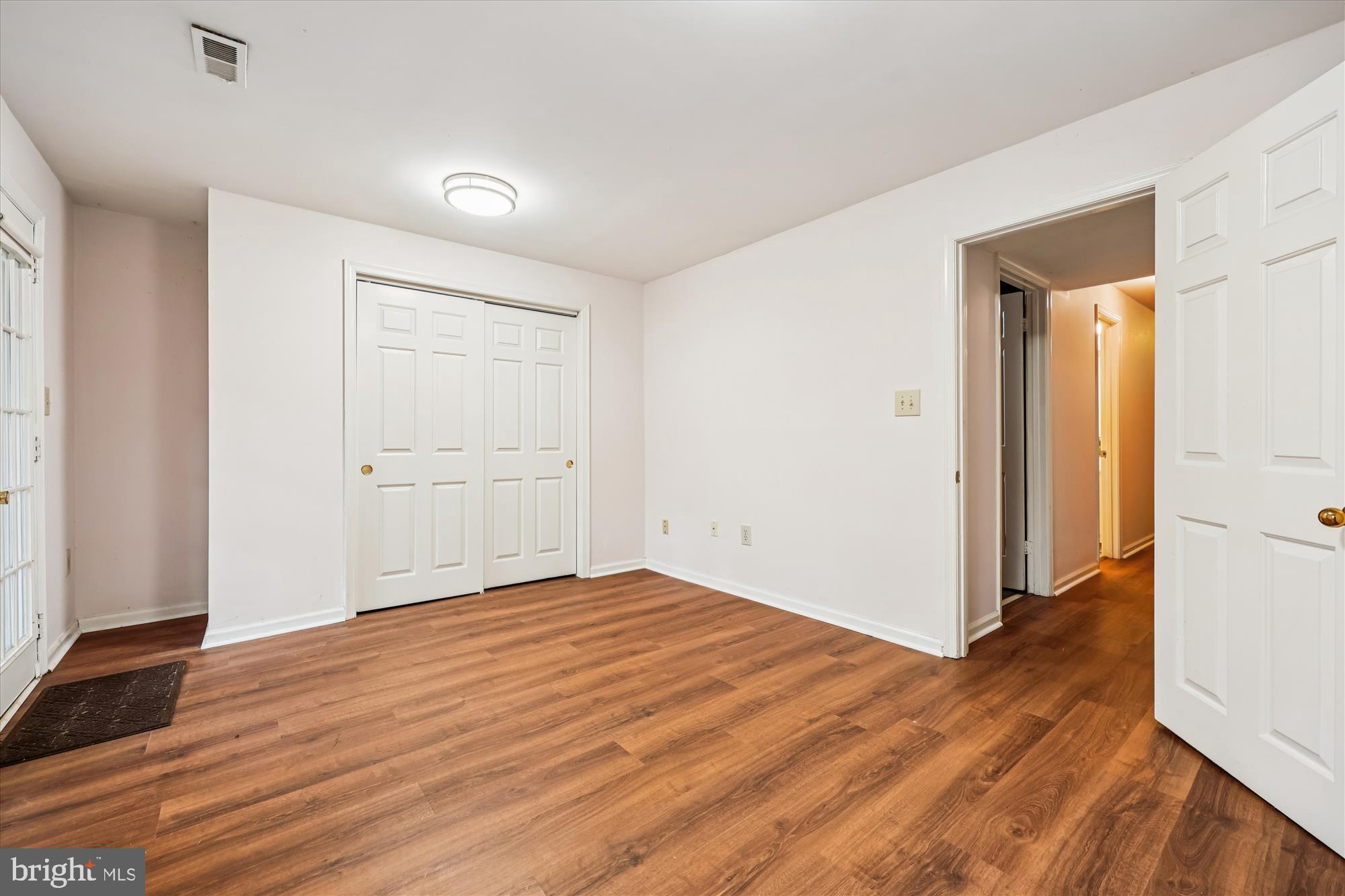 DUFIEF MILL BROOK - Residential