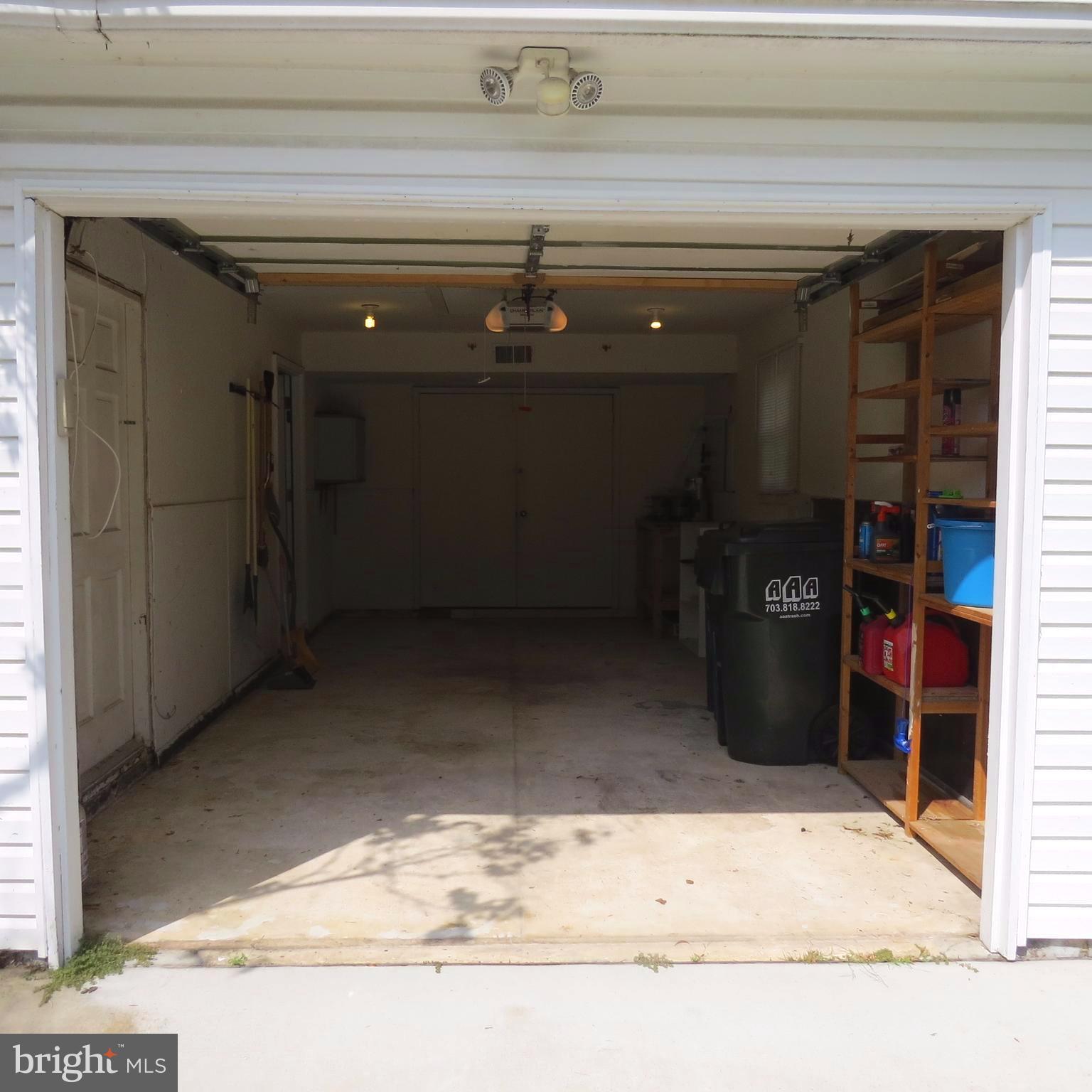 REFLECTION LAKE - Residential Lease