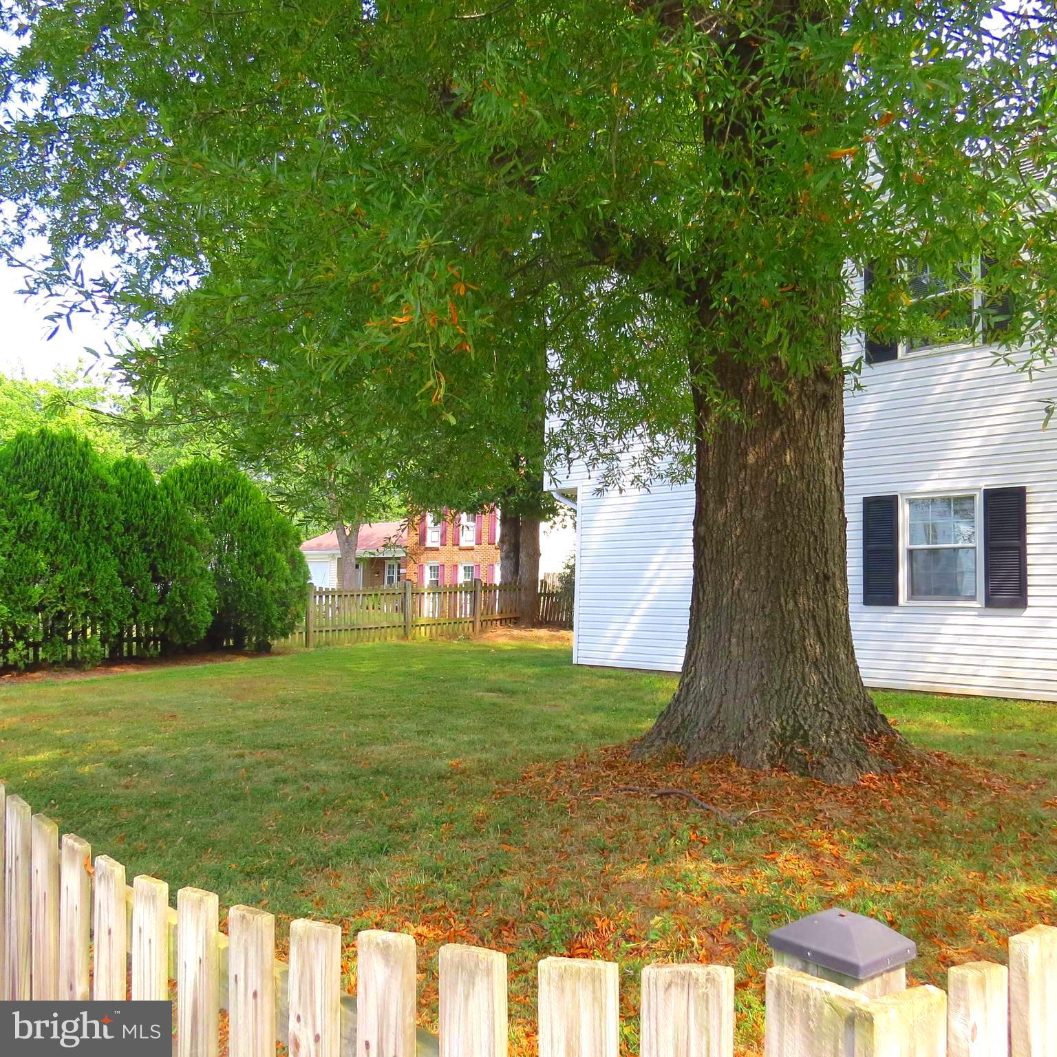 REFLECTION LAKE - Residential Lease