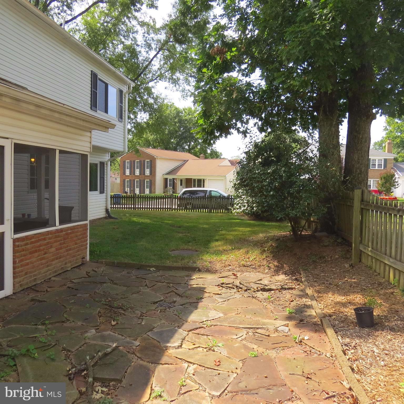 REFLECTION LAKE - Residential Lease