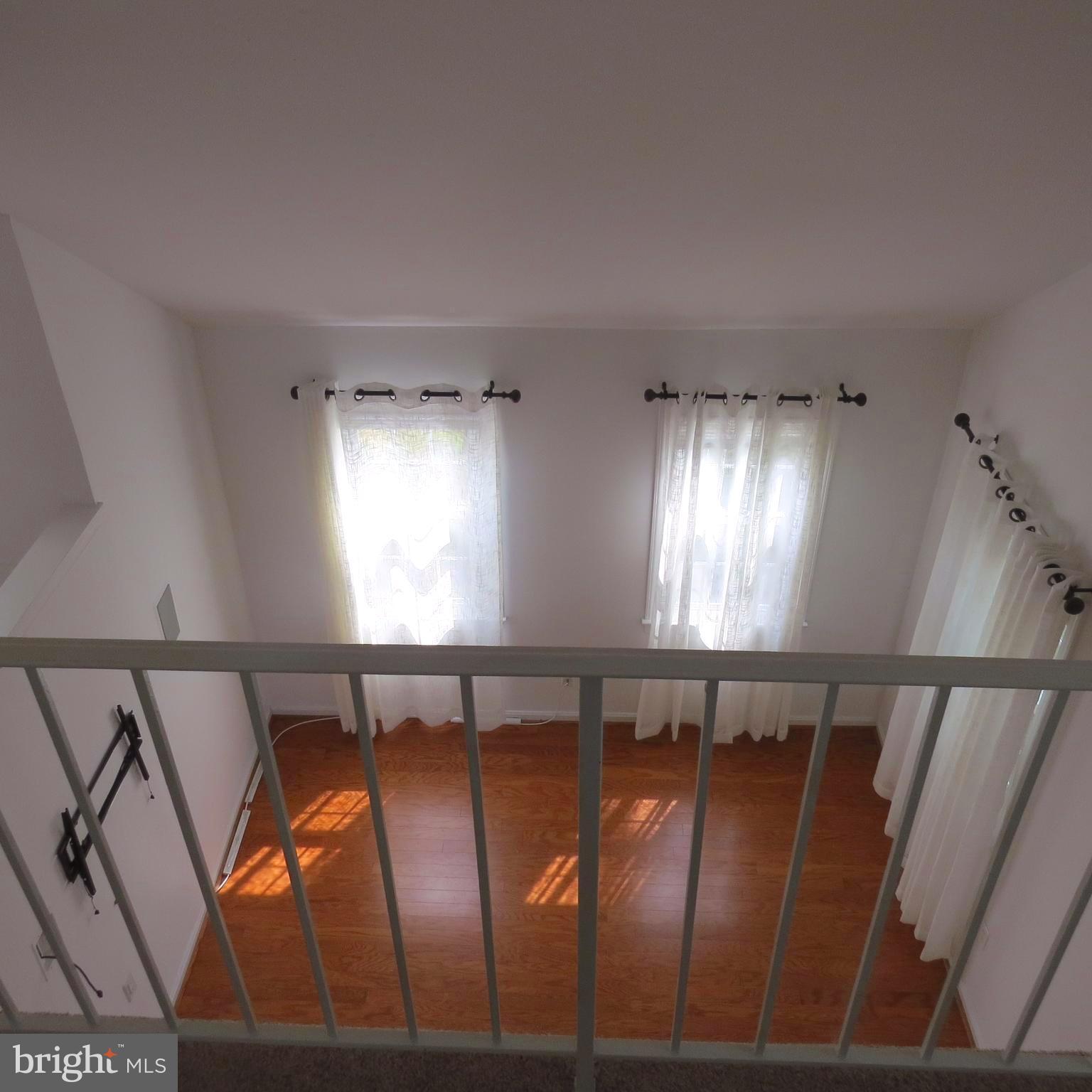 REFLECTION LAKE - Residential Lease