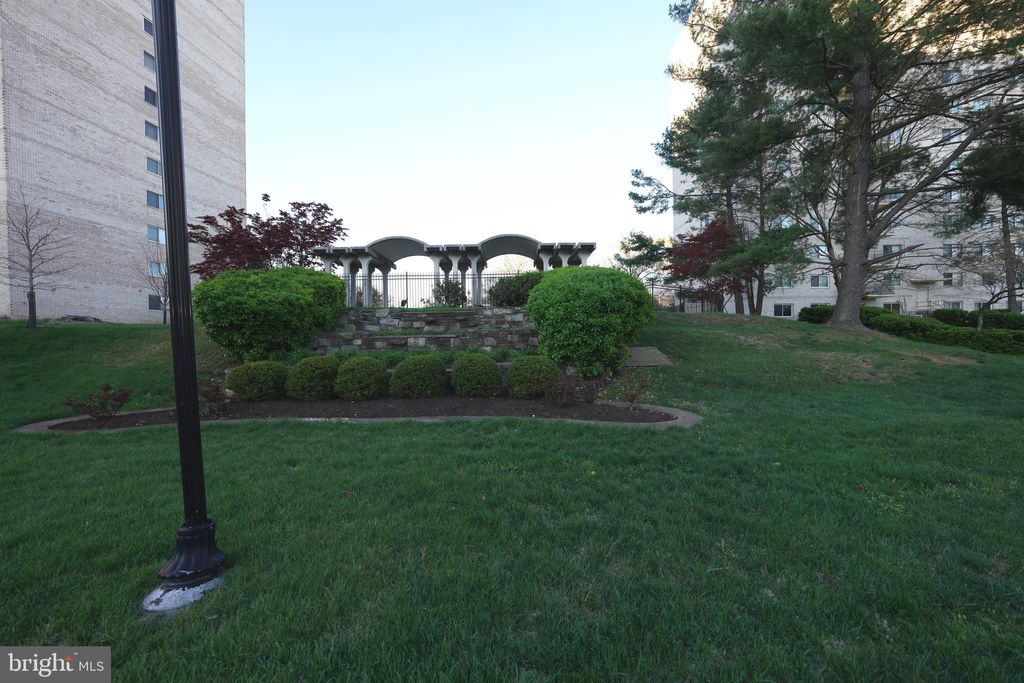 Photo of 1111 University Boulevard W #1001-A, SILVER SPRING, MD 20902 (MLS # MDMC2223964)