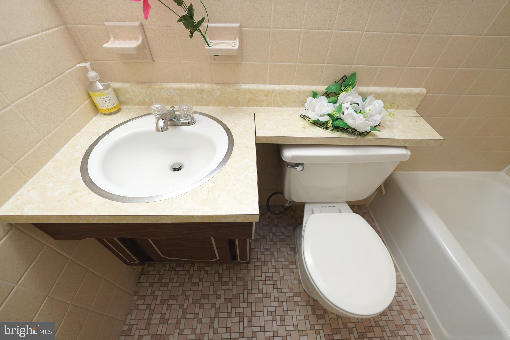 UNIVERSITY TOWERS CODM - Residential