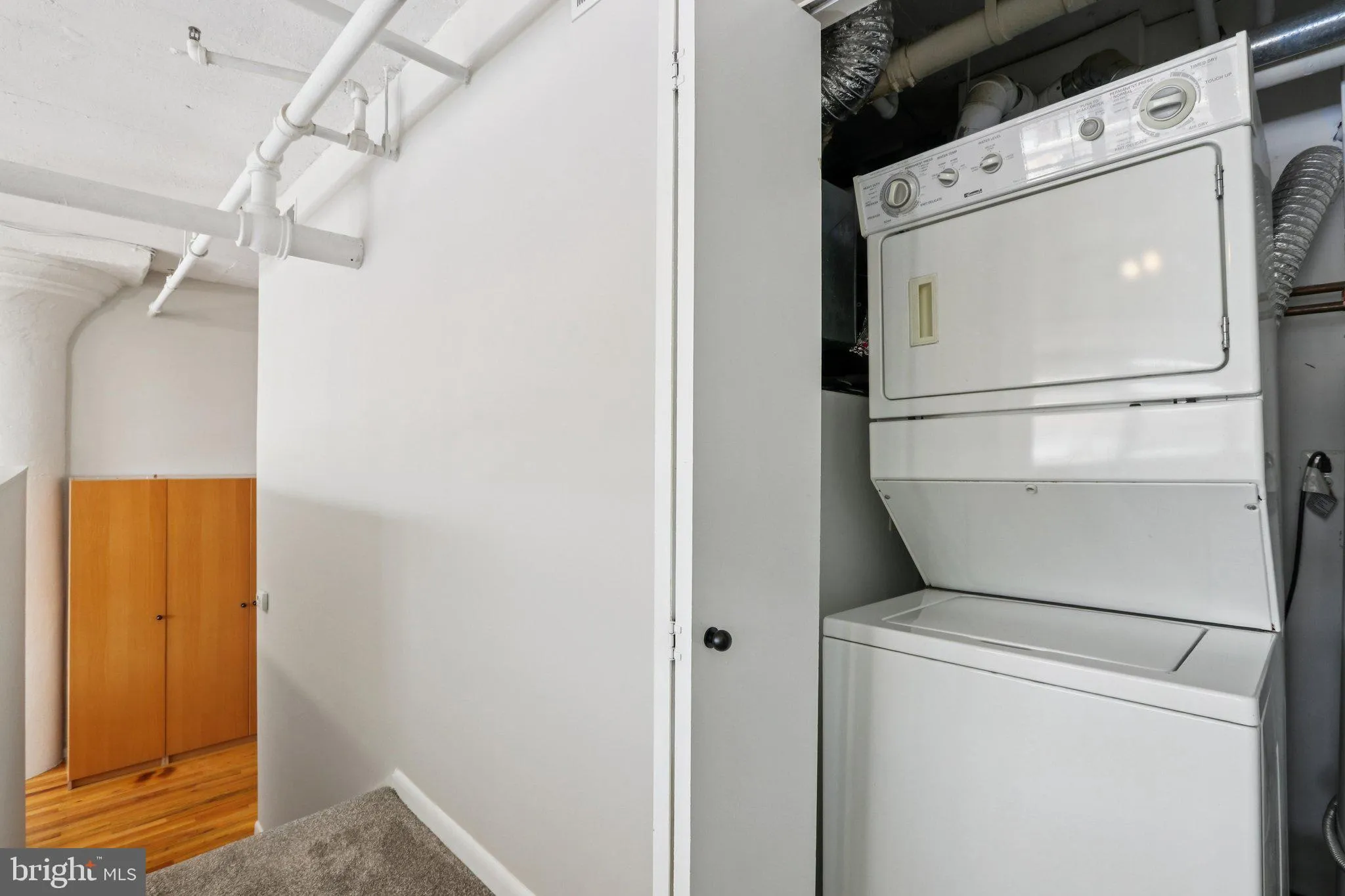 Philadelphia, Pennsylvania 19107, United States, 1 Bedroom Bedrooms, ,1 BathroomBathrooms,Residential,Coming Soon,163898