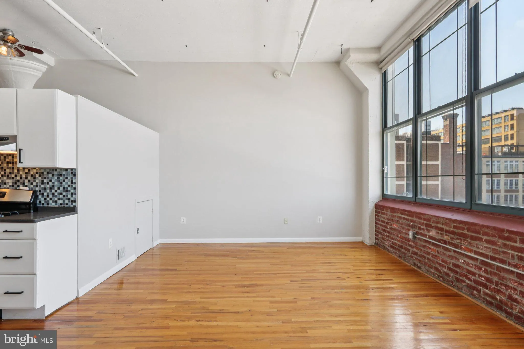 Philadelphia, Pennsylvania 19107, United States, 1 Bedroom Bedrooms, ,1 BathroomBathrooms,Residential,Coming Soon,163898