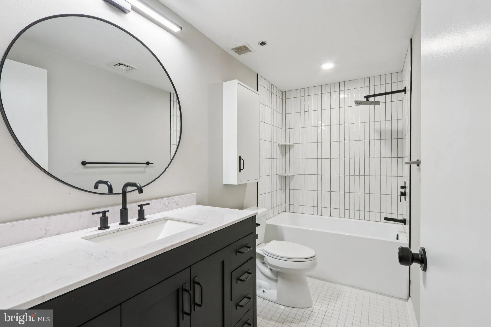 Philadelphia, Pennsylvania 19107, United States, 1 Bedroom Bedrooms, ,1 BathroomBathrooms,Residential,Coming Soon,163898