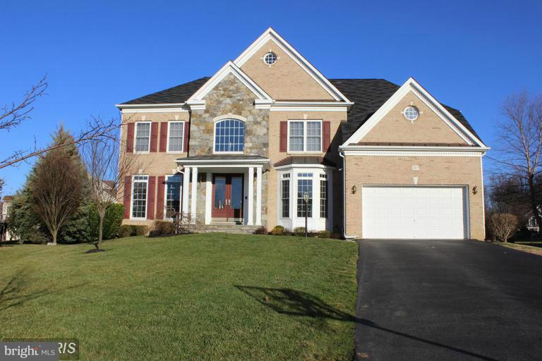 CHAPEL GROVE - Residential