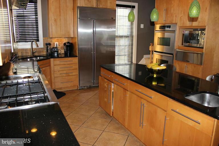 CHAPEL GROVE - Residential