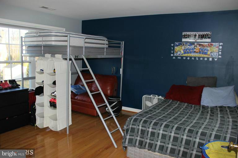 CHAPEL GROVE - Residential