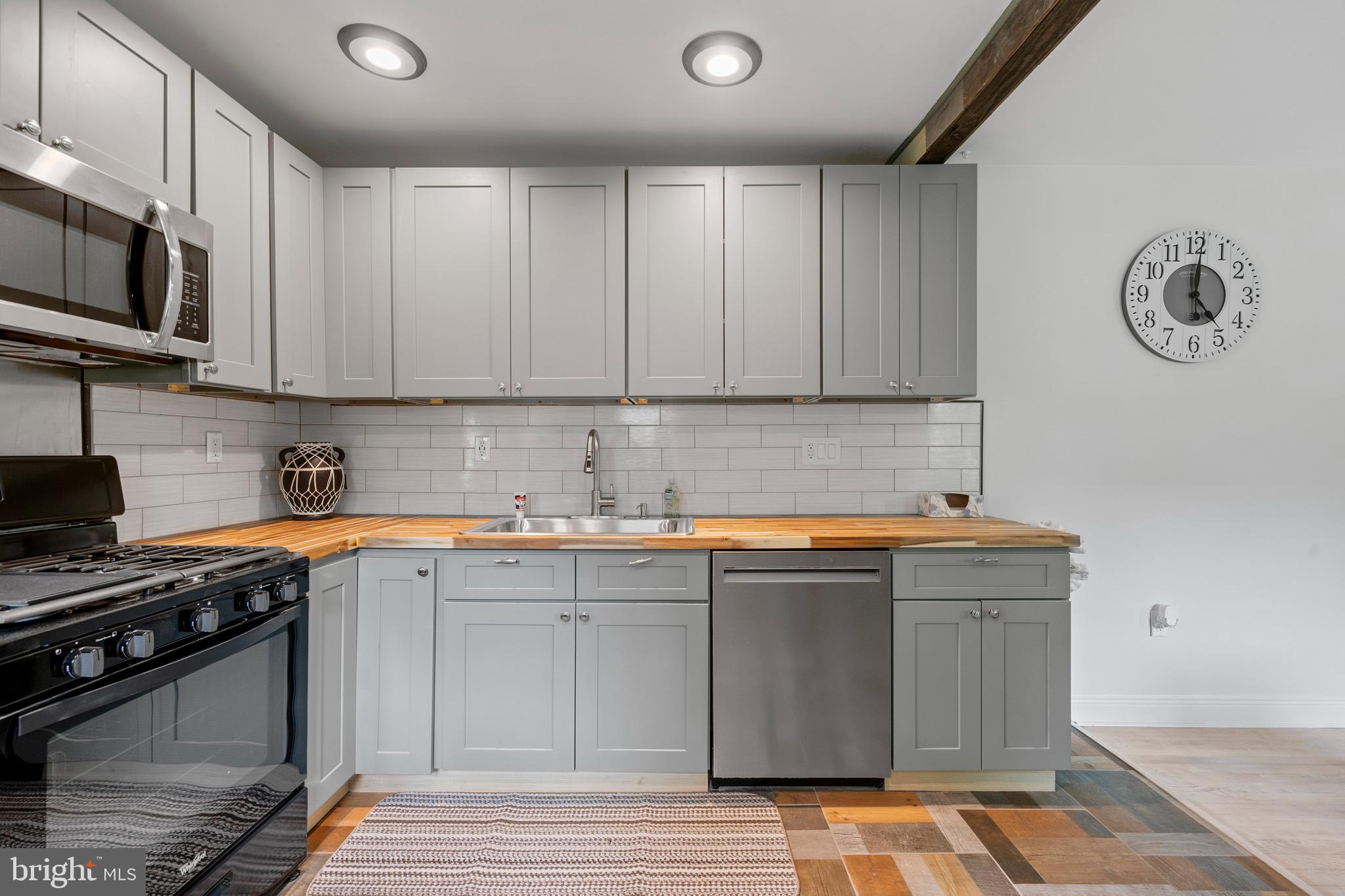 NORTH BEACH PARK - Residential