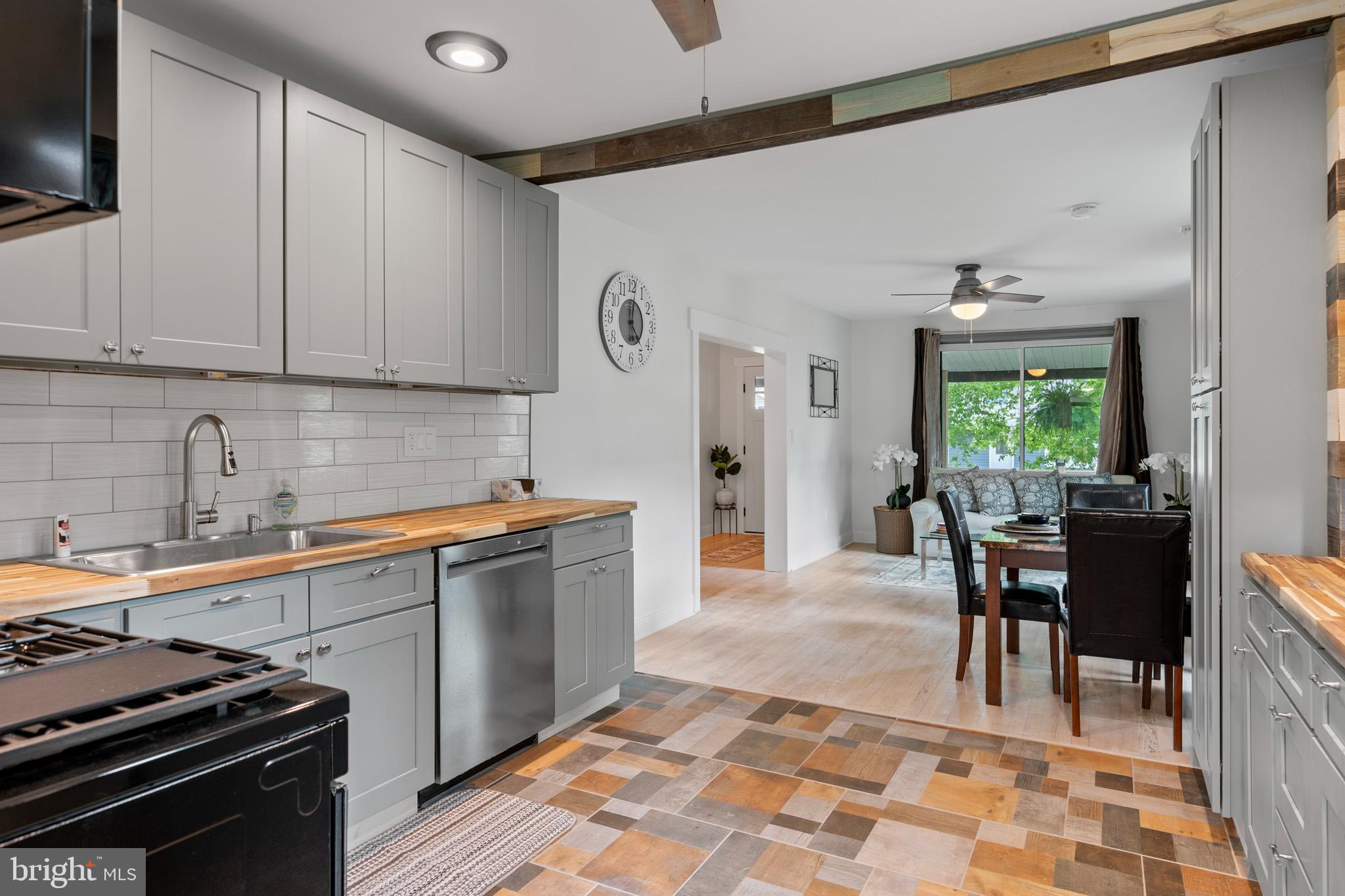 NORTH BEACH PARK - Residential