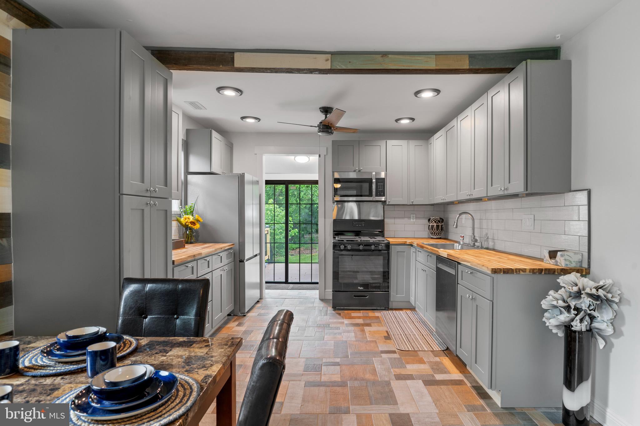 NORTH BEACH PARK - Residential