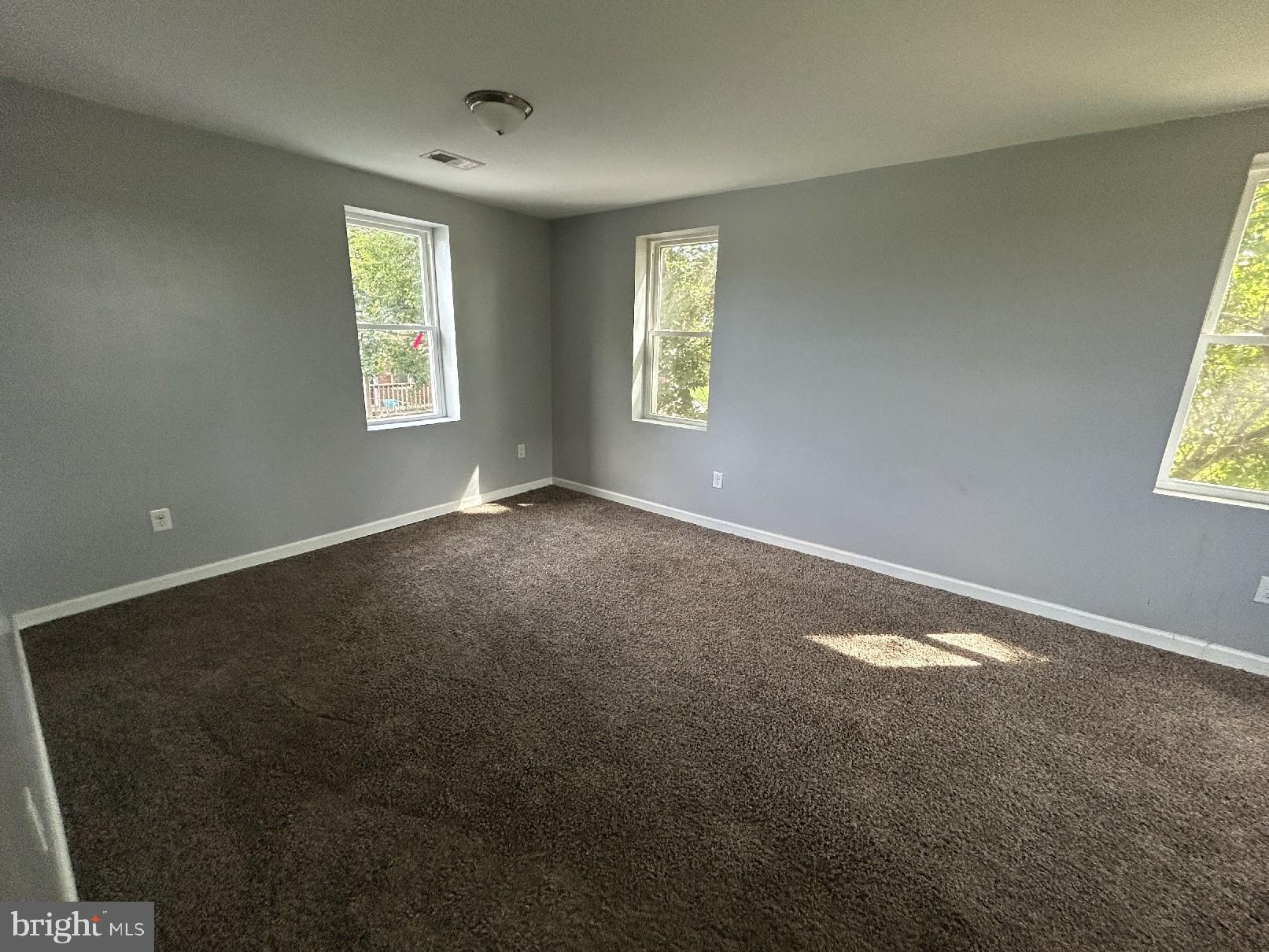 LANDIS COMPLEX - Residential