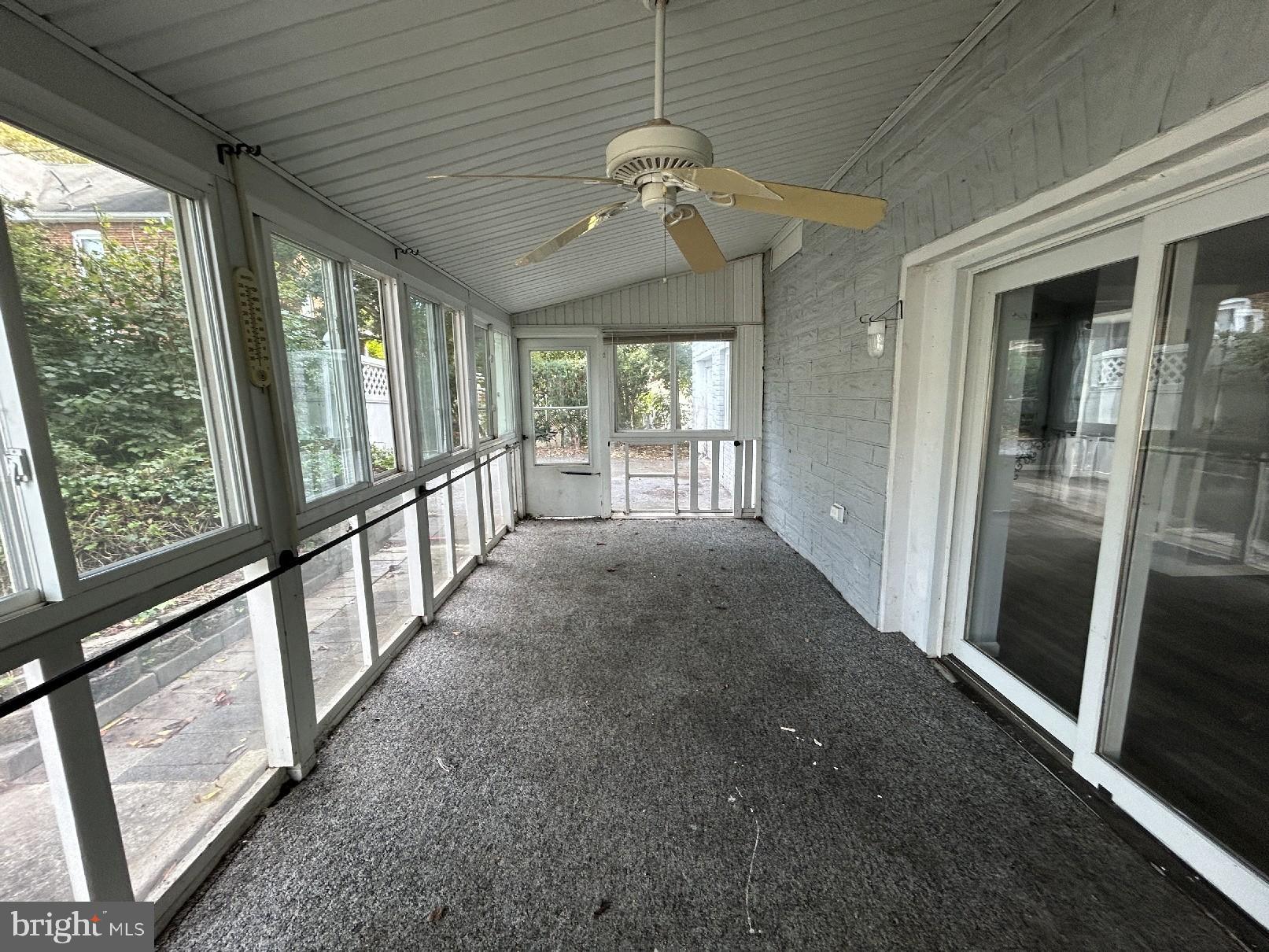 LANDIS COMPLEX - Residential