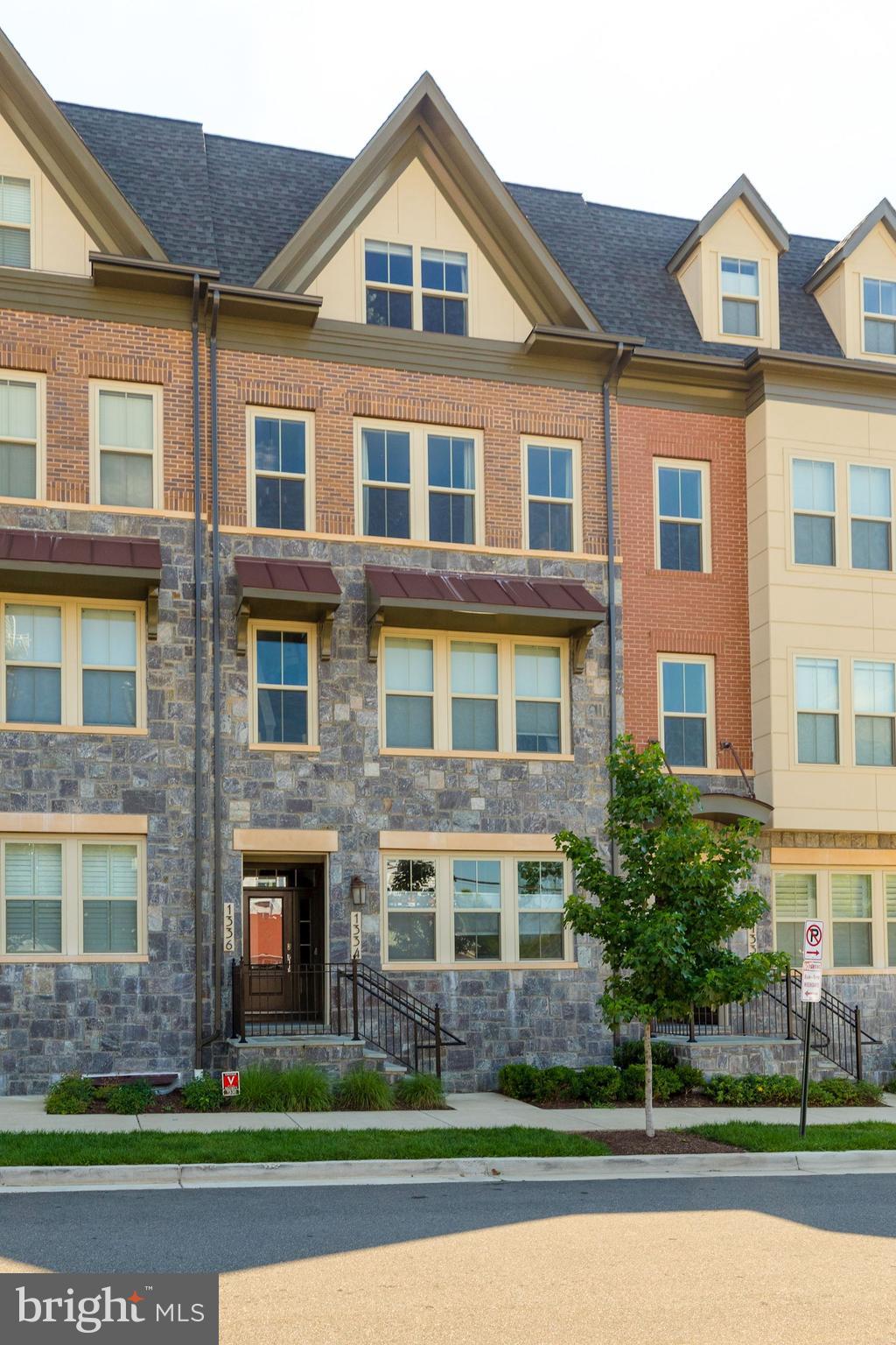 CARVER PLACE - Residential Lease