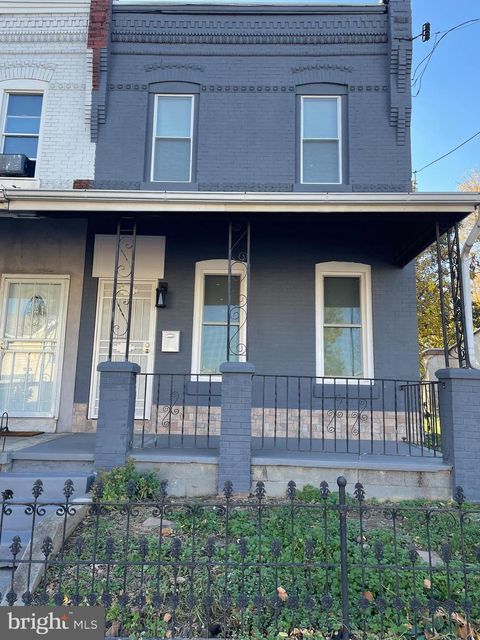 346 PARKER STREET CHESTER PA 19013