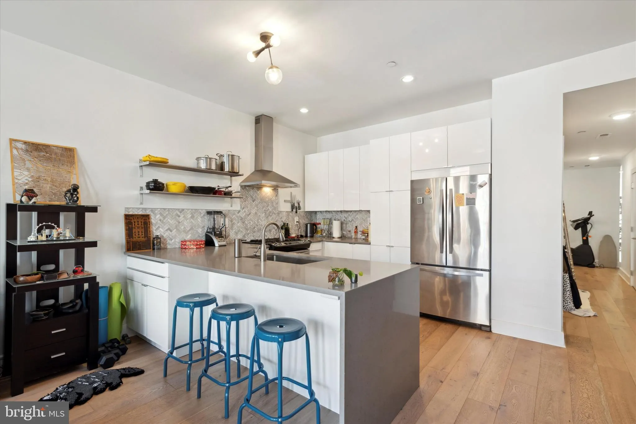 Philadelphia, Pennsylvania 19123, United States, 2 Bedrooms Bedrooms, ,2 BathroomsBathrooms,Residential,Active,34043