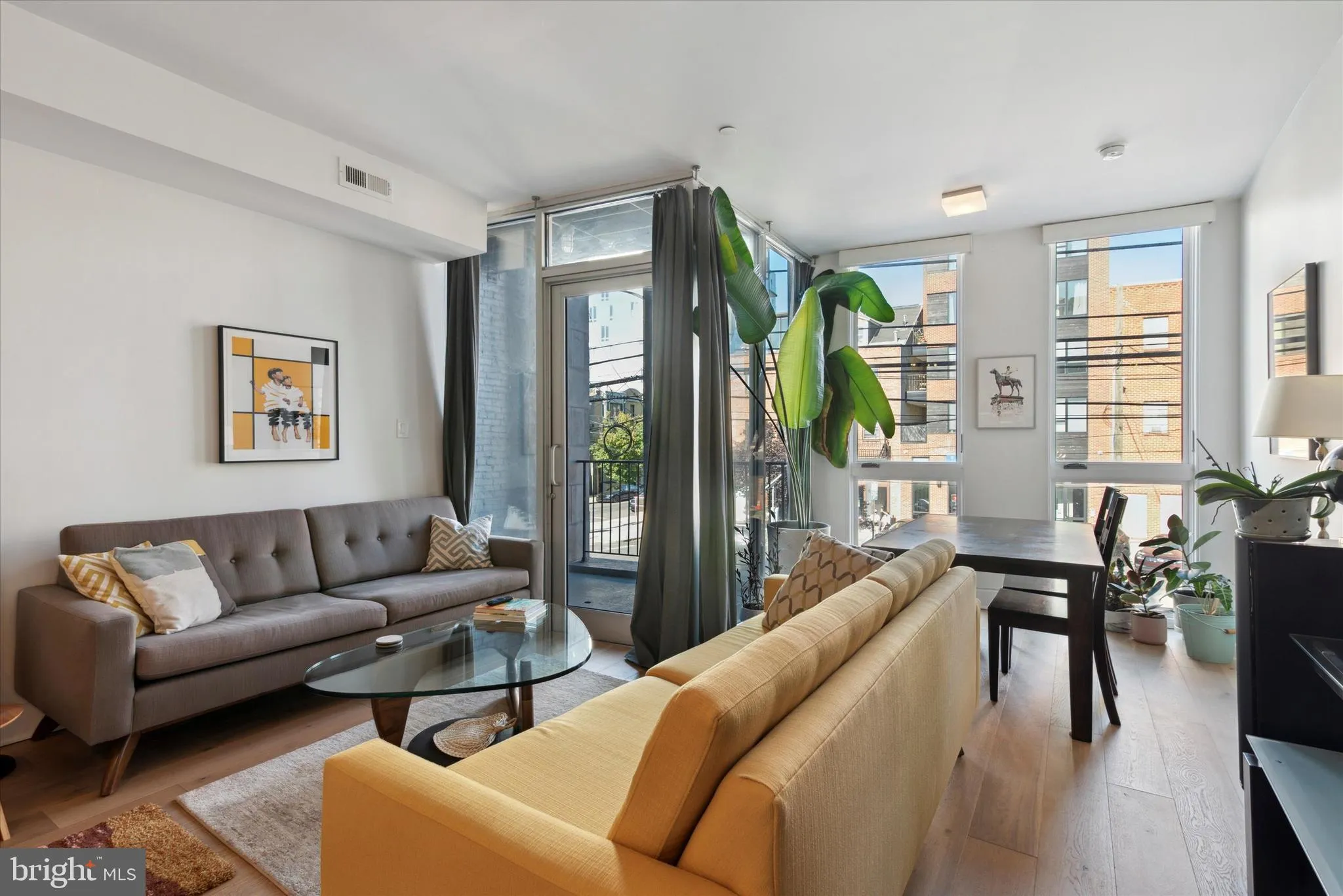 Philadelphia, Pennsylvania 19123, United States, 2 Bedrooms Bedrooms, ,2 BathroomsBathrooms,Residential,Active,34043