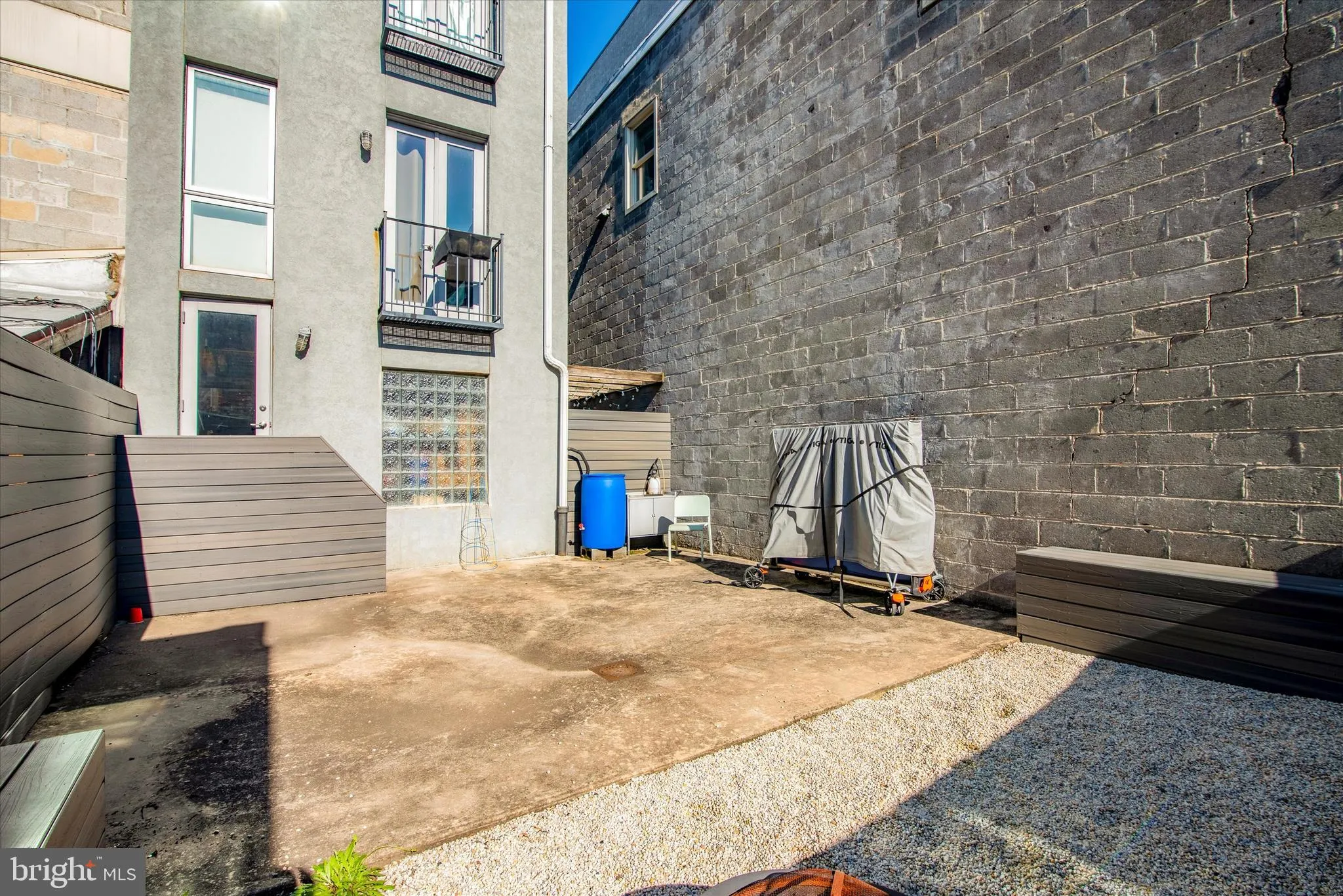 Philadelphia, Pennsylvania 19123, United States, 2 Bedrooms Bedrooms, ,2 BathroomsBathrooms,Residential,Active,34043