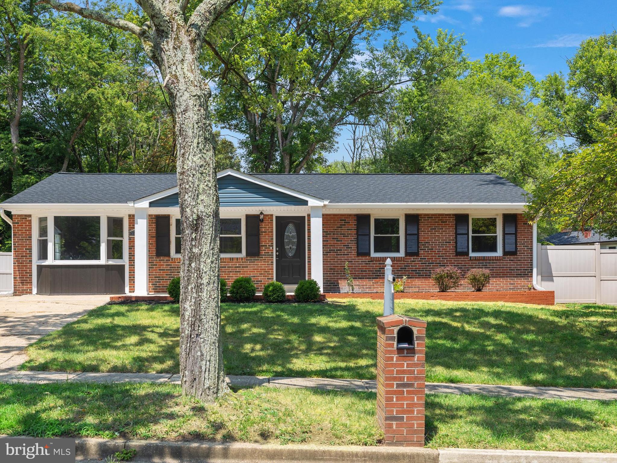 MARLBORO MEADOWS - Residential