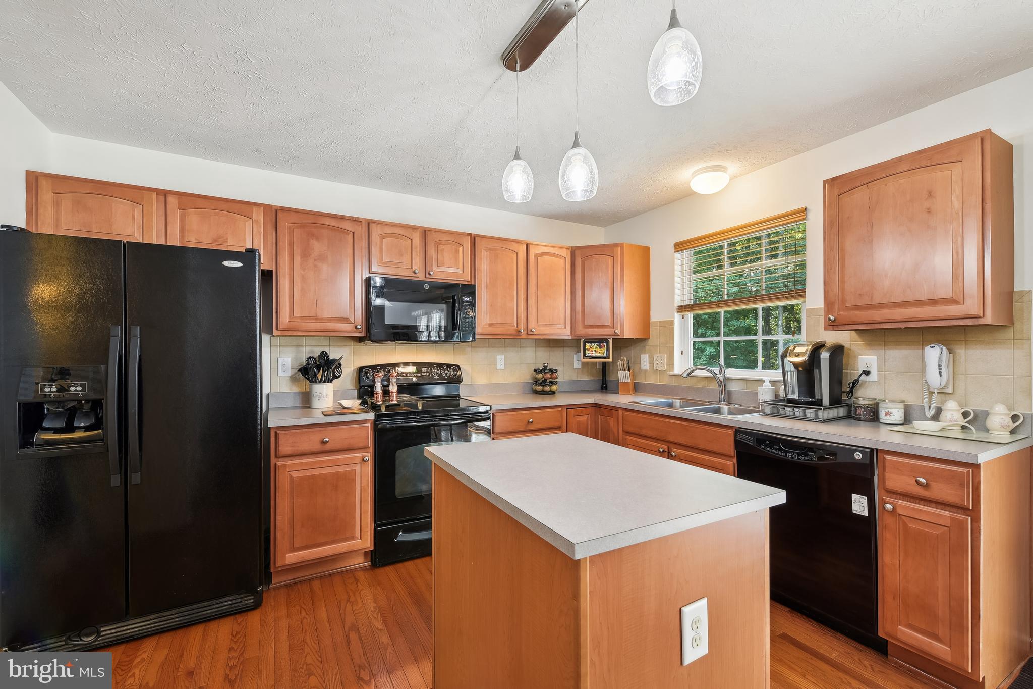 THE COURTS OF MALLORY - Residential