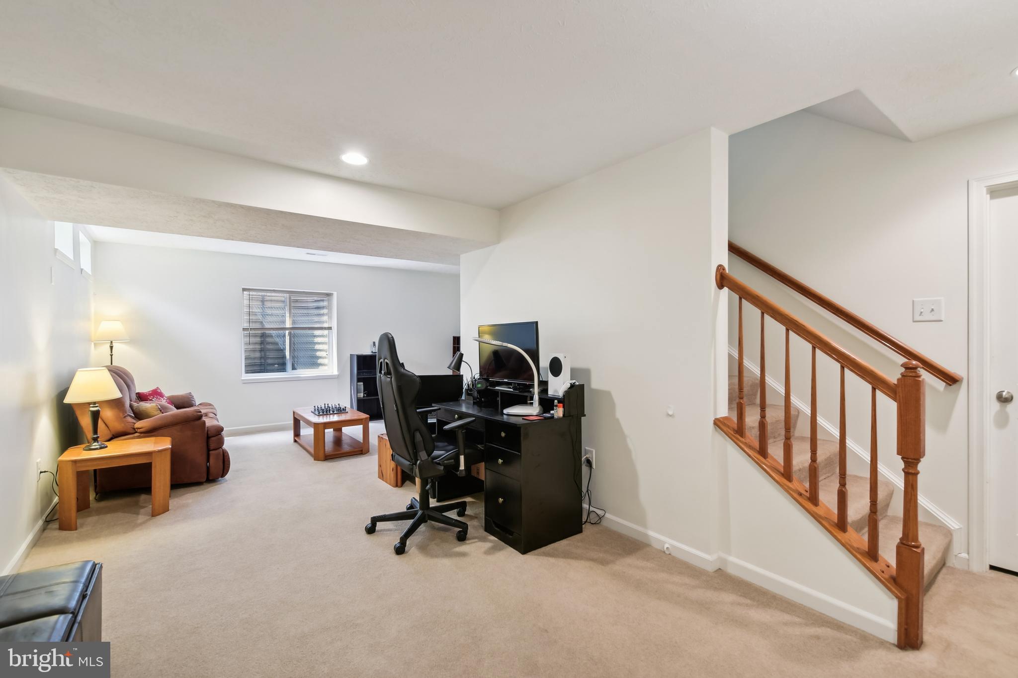 THE COURTS OF MALLORY - Residential