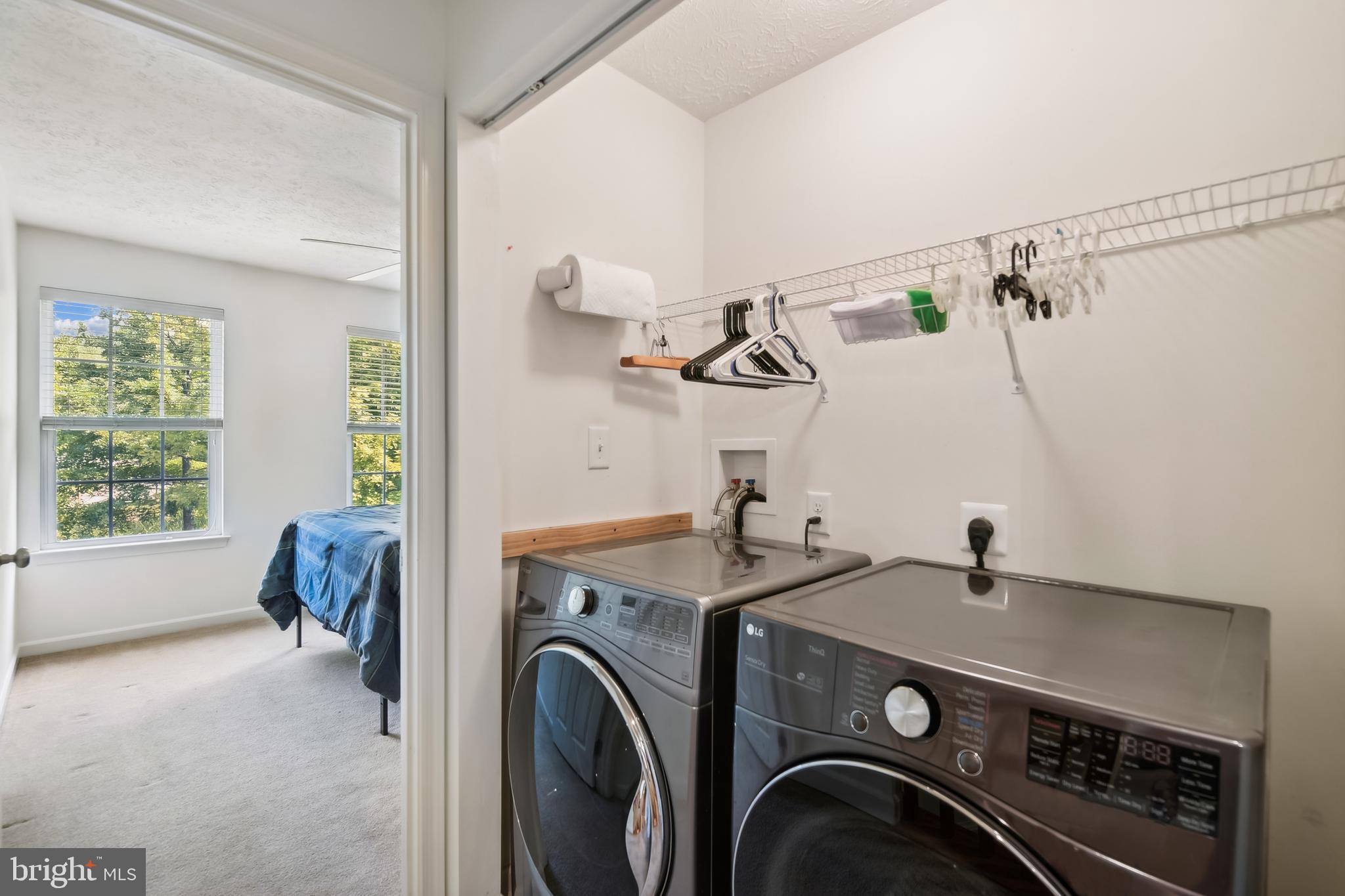 THE COURTS OF MALLORY - Residential