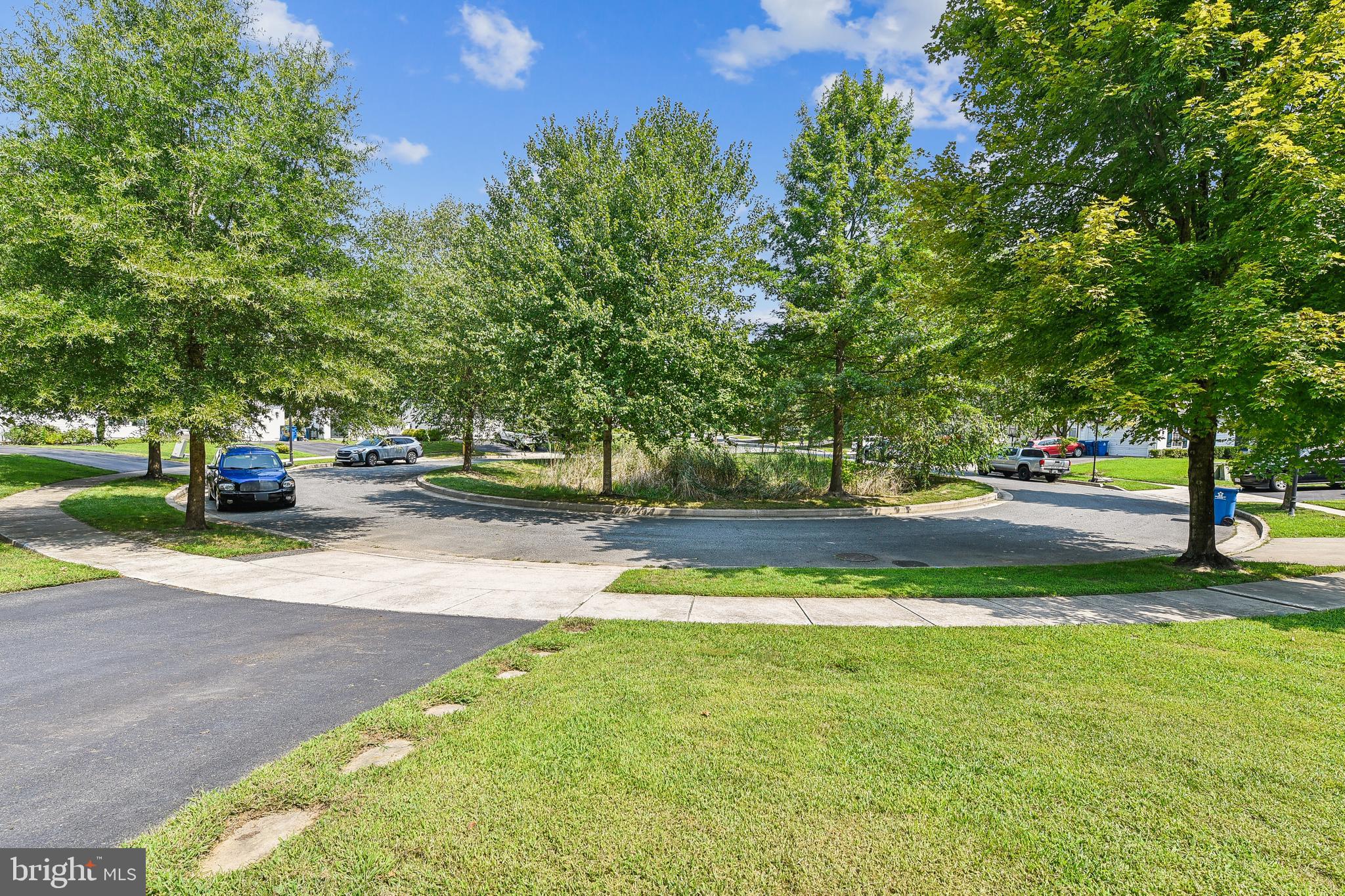 THE COURTS OF MALLORY - Residential