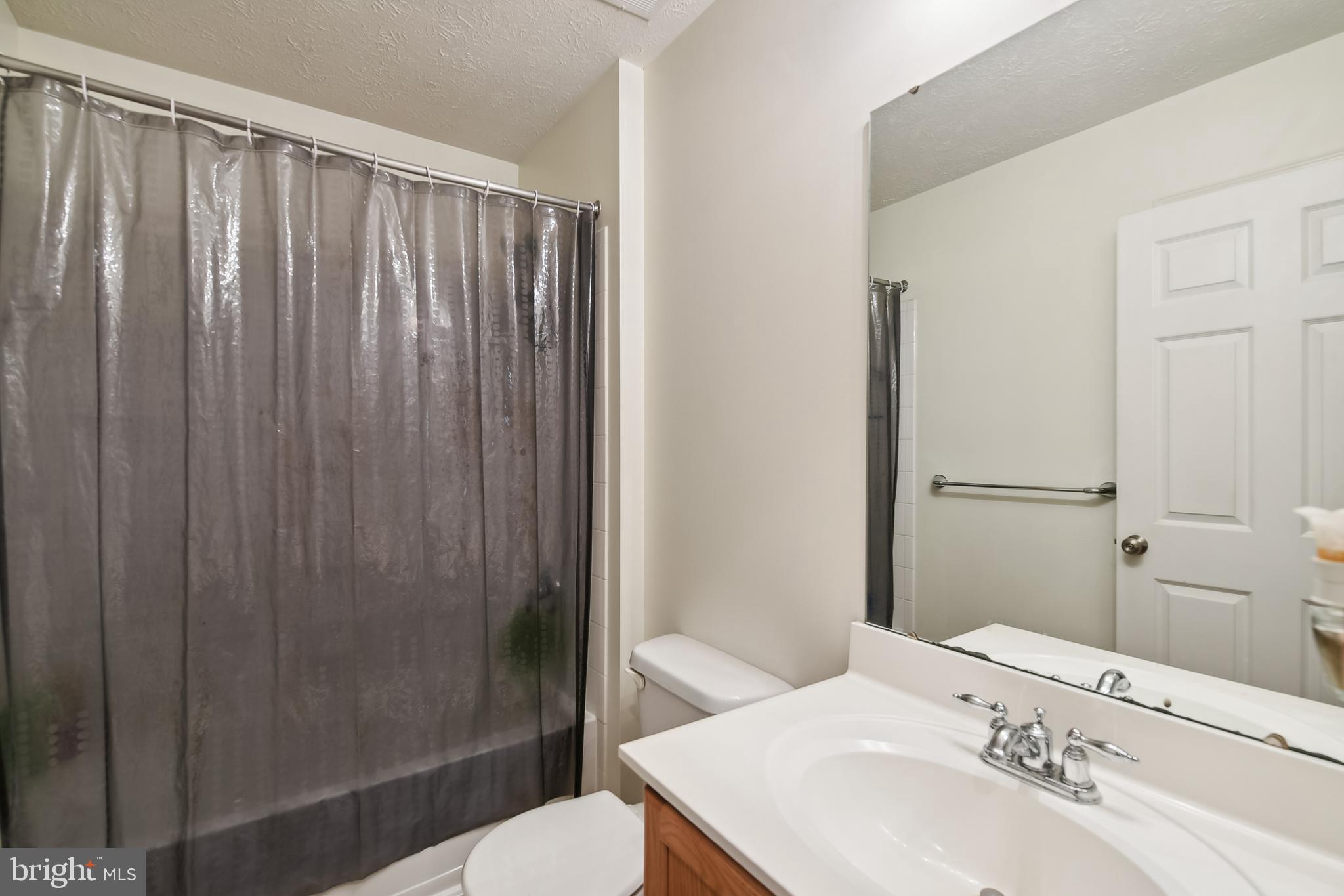 THE COURTS OF MALLORY - Residential