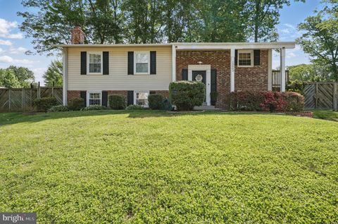 13003 STANDISH COURT WOODBRIDGE VA 22192